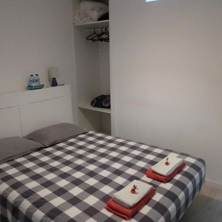Guesthouse Marialva Park Corroios Luaran gambar