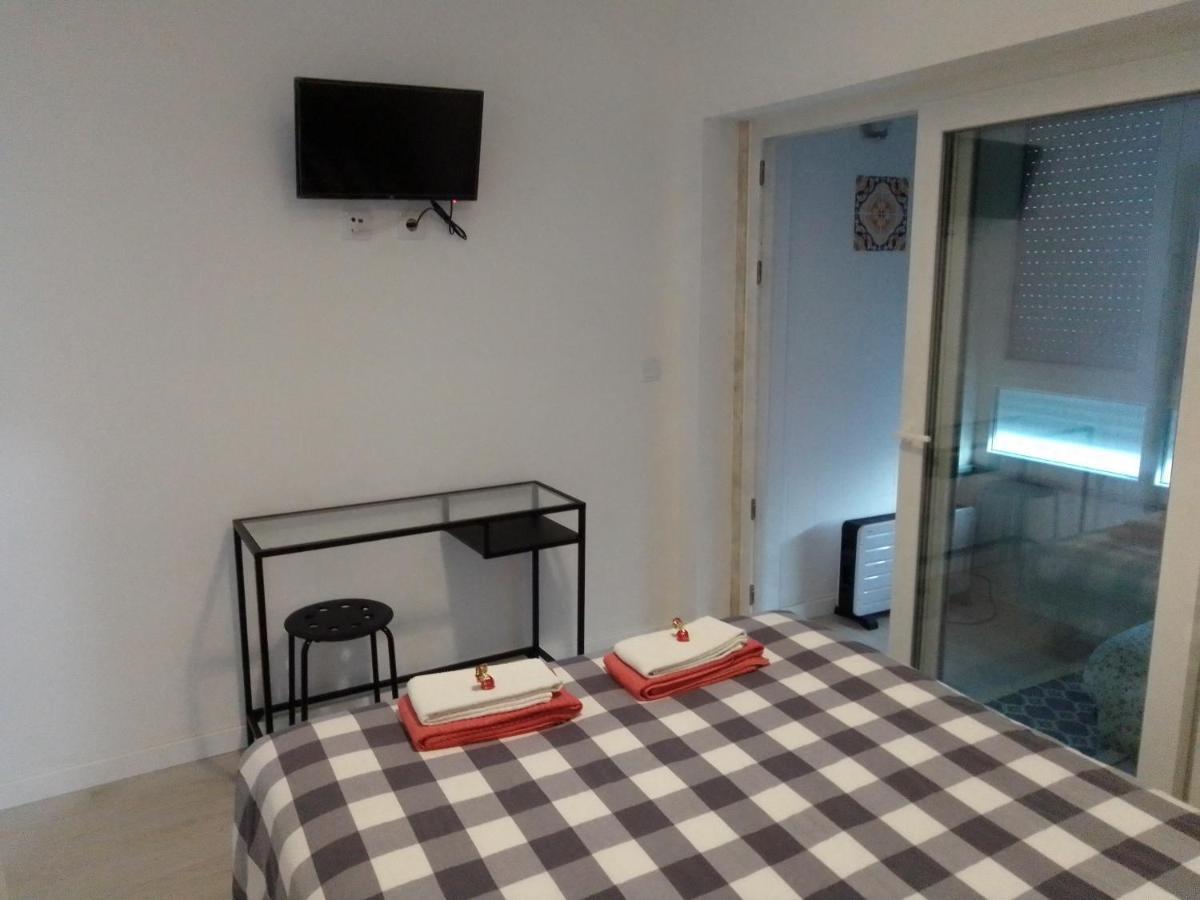 Guesthouse Marialva Park Corroios Luaran gambar