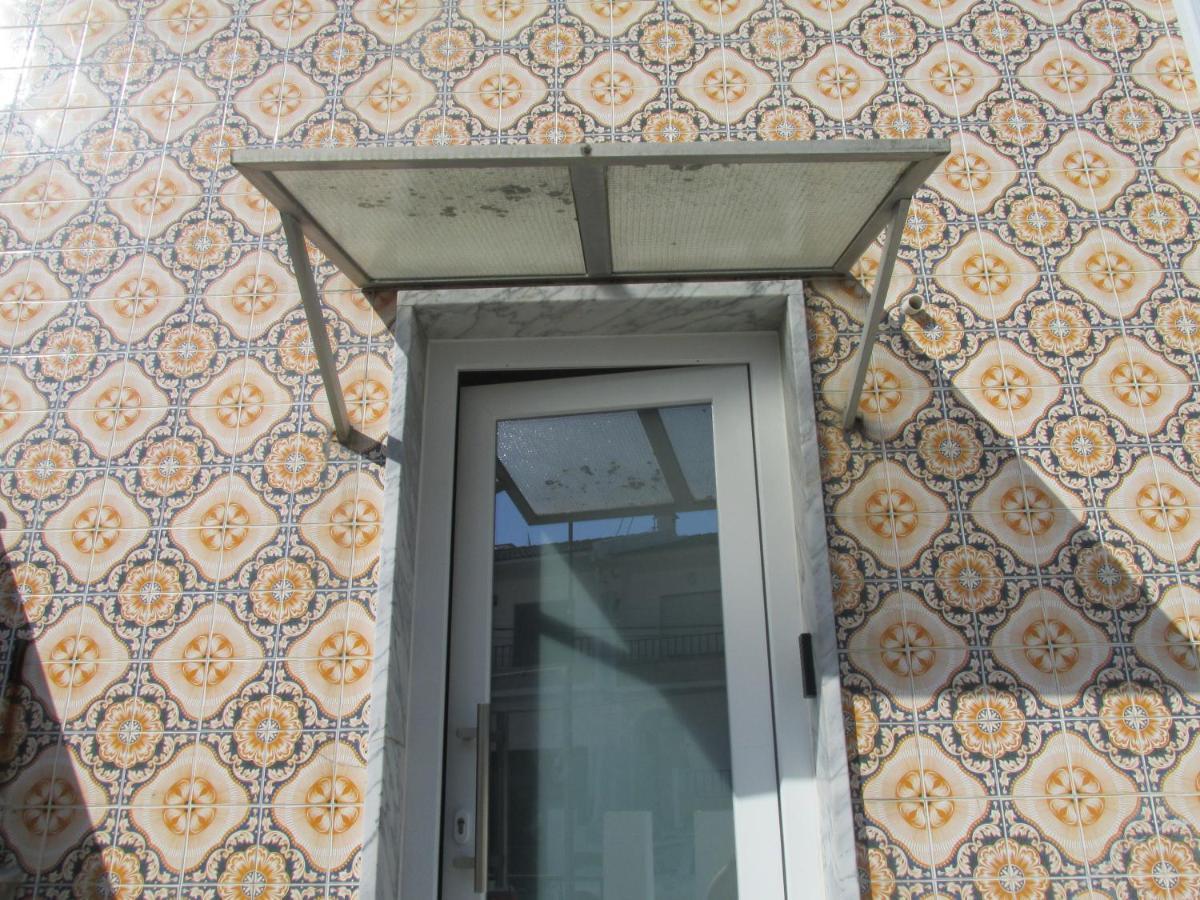 Guesthouse Marialva Park Corroios Luaran gambar